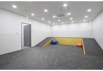 집중재활센터 재활실 및 재활레이저